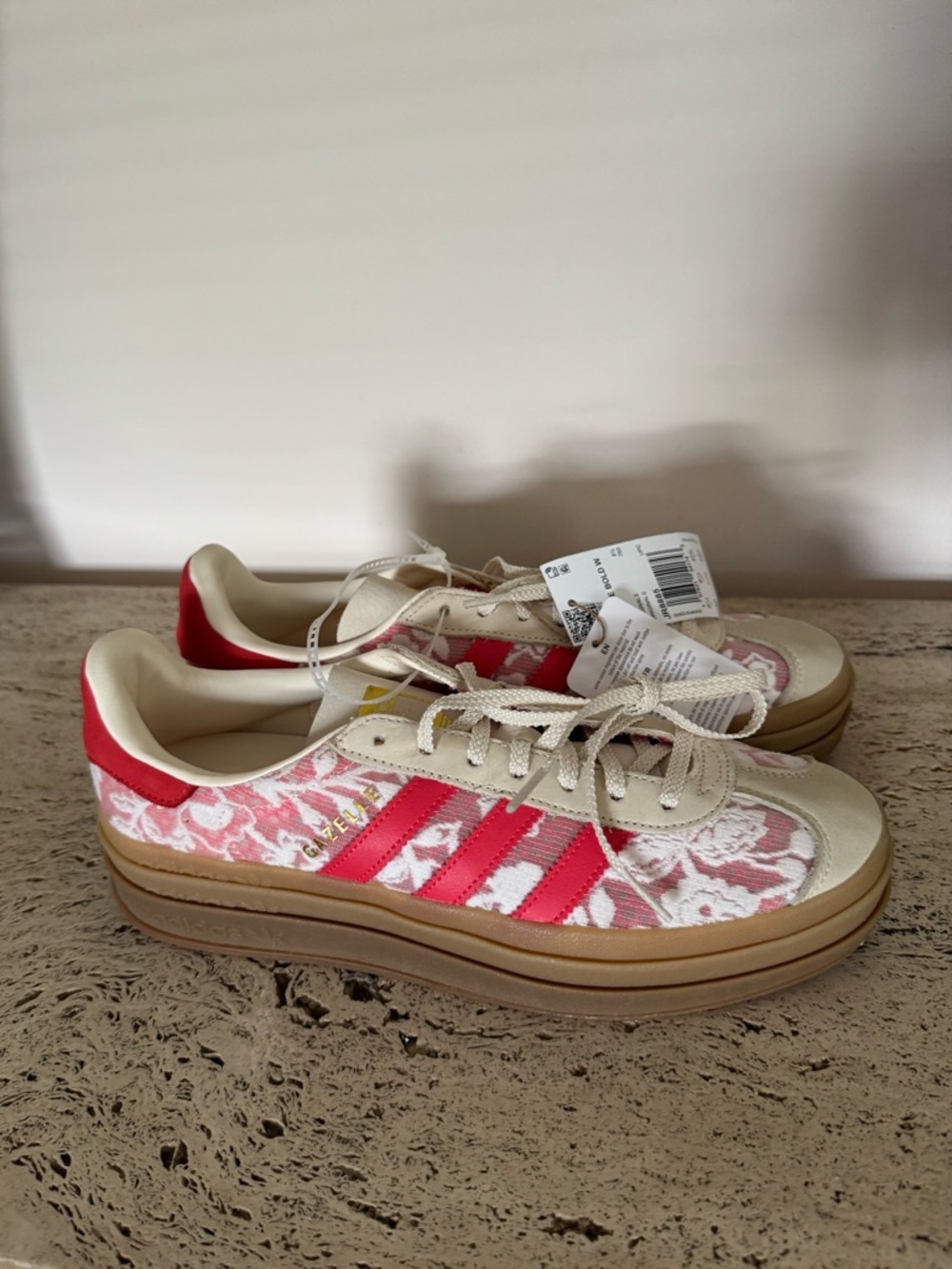adidas Gazelle Bold x Liberty London floral sneakers. Size 10. MSRP $158 - Picture 10 of 17